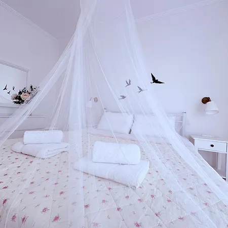 Sunset Cozy 네아 모우다니아