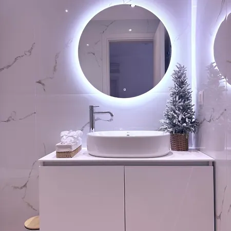 Sunset Cozy 네아 모우다니아