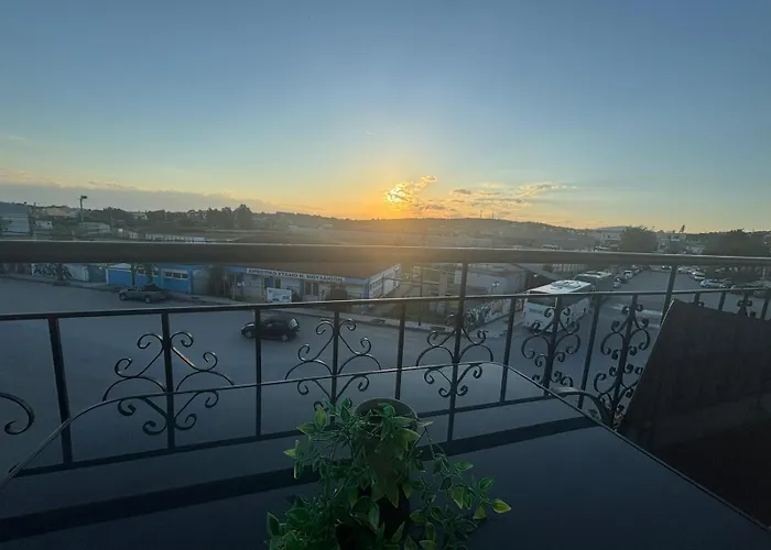 Sunset Cozy *